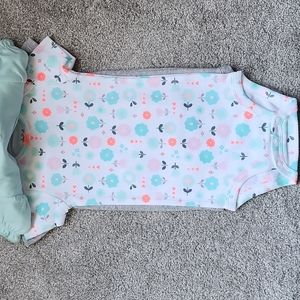 NWT CARTER'S 6-12m 3 pack Onesies/Bodysuits